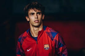 新赛季正赛首胜！老将张帅三盘险胜过关，晋级将战前温网冠军