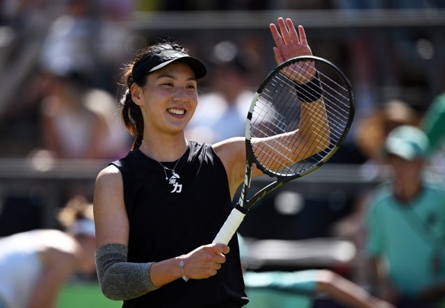 为之倾倒 为之倾倒