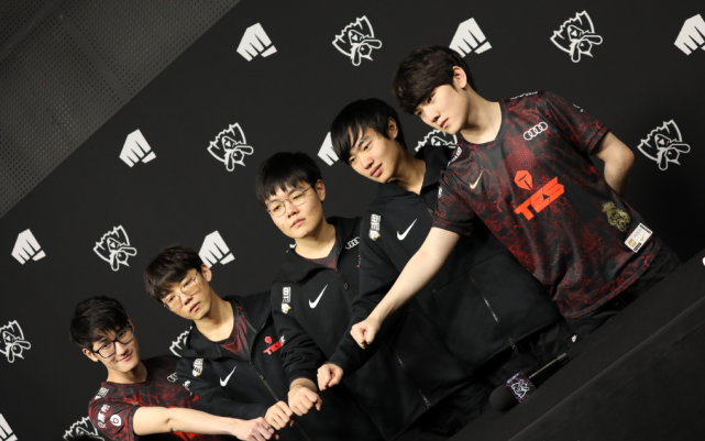 场中超焦点 场中超焦点